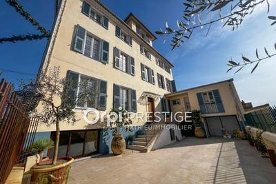 /international/fr/biot-provence-alpes-cote-d-azur-310108928256/