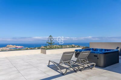 /international/fr/l-ile-rousse-corsica-310108676634/