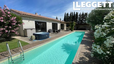 /international/fr/escales-languedoc-roussillon-310107179988/