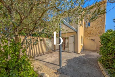 /international/fr/barjac-midi-pyrenees-310101496610/?lang=es