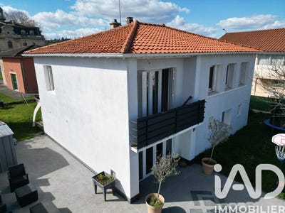 /international/fr/macon-ardennes-310107216966/