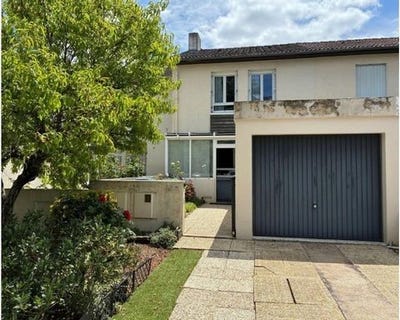 /international/fr/joue-les-tours-centre-val-de-loire-310108995231/