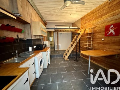 /international/fr/angouleme-charente-310107063093/
