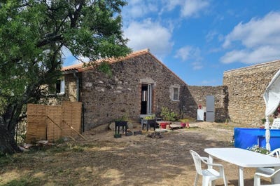 /international/fr/aigues-vives-languedoc-roussillon-310101176324/?lang=zh-tw