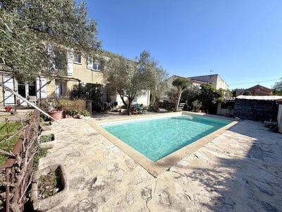 /international/fr/montfaucon-centre-val-de-loire-310108001248/