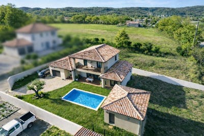 /international/fr/baix-rhone-310106710806/