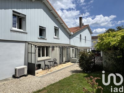 /international/fr/rouillac-charente-310099739572/