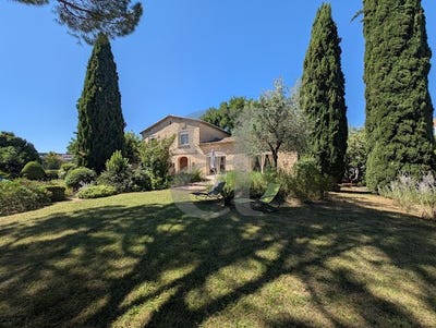 /international/fr/vaison-la-romaine-provence-alpes-cote-d-azur-310101470847/?lang=fr