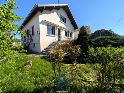 /international/fr/ambert-auvergne-310107431610/