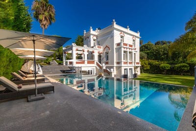 /international/fr/cap-d-antibes-hh-15121926-antibes-provence-alpes-cote-d-azur-310100958306/