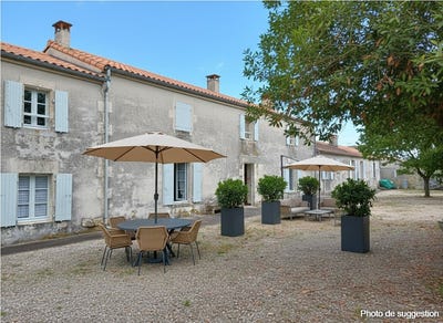/international/fr/saint-jean-de-liversay-charente-310108953717/