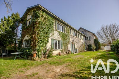/international/fr/montmacq-picardie-310106413194/