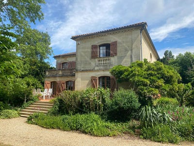 /international/fr/saint-emilion-aquitaine-310101472628/?lang=zh-cn