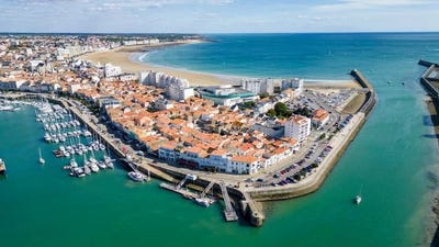 /international/fr/les-sables-d-olonne-pays-de-la-loire-310099616930/