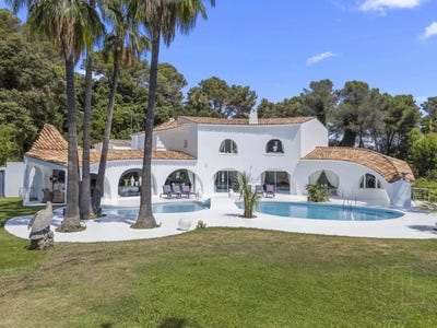 /international/fr/mougins-provence-alpes-cote-d-azur-310101087160/?lang=zh-cn