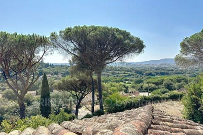 /international/fr/grimaud-provence-alpes-cote-d-azur-310101467188/?lang=it