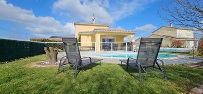 /international/fr/monclar-de-quercy-midi-pyrenees-310108779344/