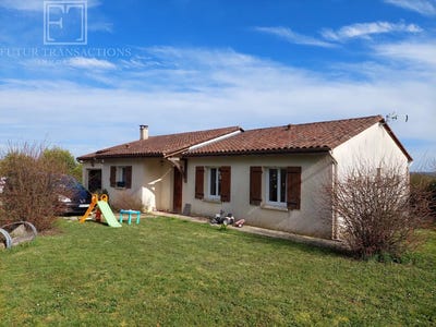 /international/fr/nontron-aquitaine-310106627739/