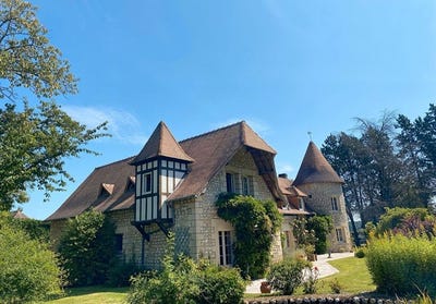 /international/fr/grand-bourgtheroulde-upper-normandy-310107906559/