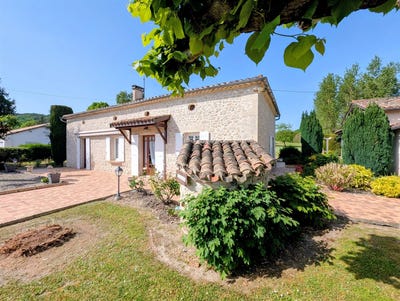 /international/fr/dausse-aquitaine-310107743324/