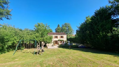 /international/fr/saint-pierre-de-juillers-charente-310103771137/