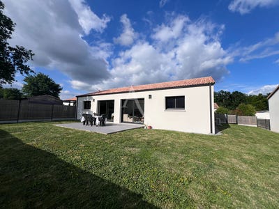 /international/fr/aizenay-pays-de-la-loire-310107942893/