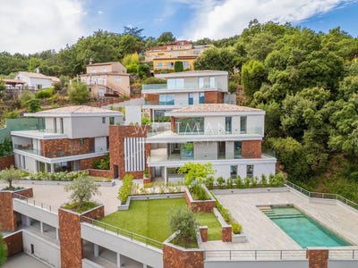 /international/fr/les-adrets-de-l-esterel-provence-alpes-cote-d-azur-310101357969/?lang=zh-tw