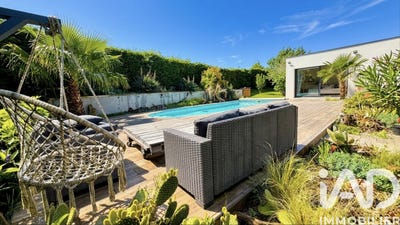 /international/fr/sainte-eulalie-rhone-310107756223/