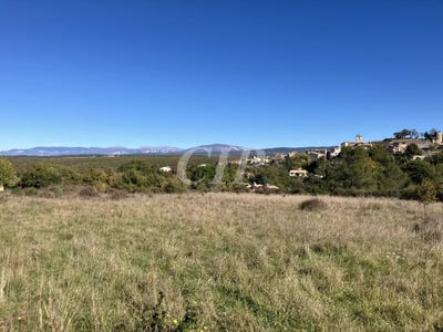 /international/fr/montmeyan-provence-alpes-cote-d-azur-310104946617/