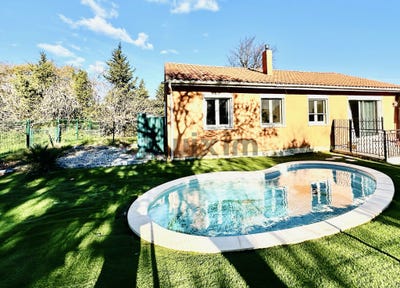 /international/fr/laudun-l-ardoise-languedoc-roussillon-310104562781/