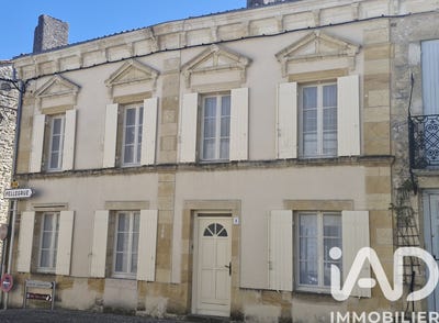 /international/fr/gensac-charente-310107644005/