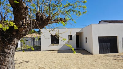 /international/fr/ruoms-rhone-310107907621/