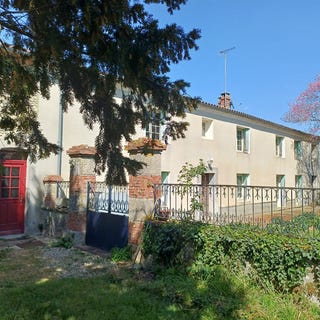 /international/fr/nerac-aquitaine-120095848795/