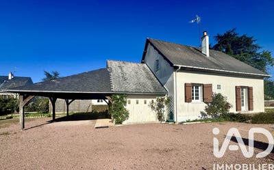 /international/fr/bourgueil-pays-de-la-loire-310106707360/