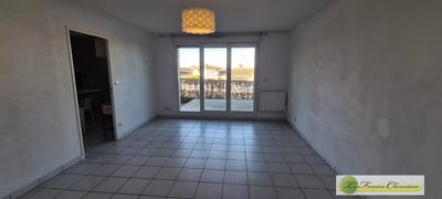 /international/fr/l-isle-d-espagnac-charente-310105433754/