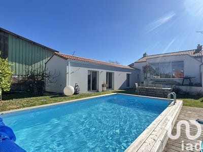 /international/fr/la-bernerie-en-retz-pays-de-la-loire-310098536614/