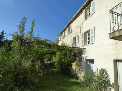 /international/fr/seillans-hh-15568592-seillans-provence-alpes-cote-d-azur-310100956853/?lang=id
