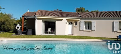 /international/fr/saintes-charente-310101551499/