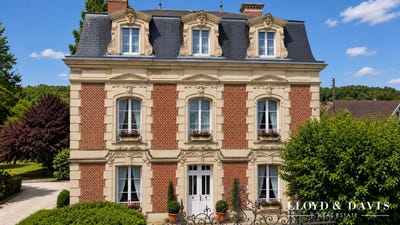 /international/fr/compiegne-picardie-310109484517/