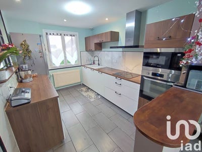 /international/fr/saint-georges-sur-eure-centre-val-de-loire-310100672081/?lang=it