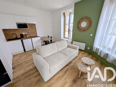 /international/fr/fougeres-brittany-310106685987/