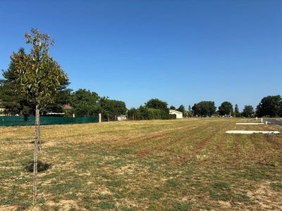 /international/fr/estillac-aquitaine-310119789438/