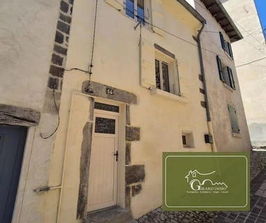 /international/fr/14-rue-sainte-marie-le-puy-en-velay-auvergne-310108732713/
