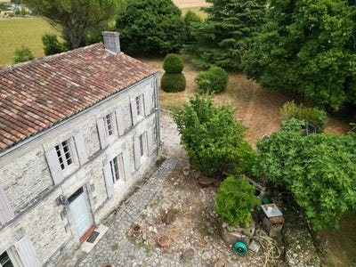 /international/fr/bignay-charente-310100887567/?lang=es