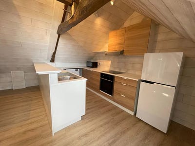 /international/fr/louvigne-de-bais-brittany-310108674083/