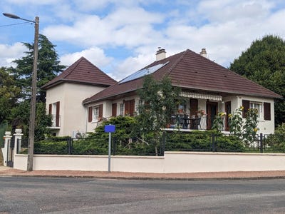 /international/fr/varennes-vauzelles-burgundy-120088772420/