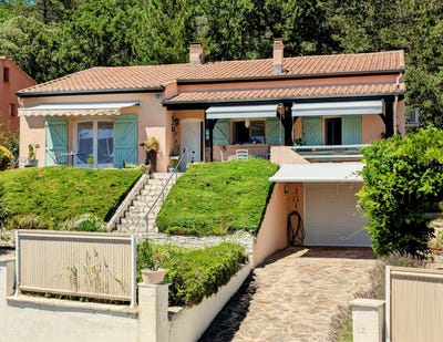/international/fr/lamalou-les-bains-languedoc-roussillon-310101630373/