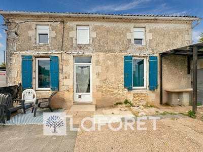 /international/fr/grezac-charente-310108008988/