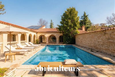 /international/fr/fuveau-provence-alpes-cote-d-azur-310109147637/