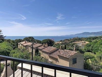 /international/fr/porticcio-corsica-310107299506/